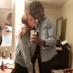 Meet your Posher, Aurora